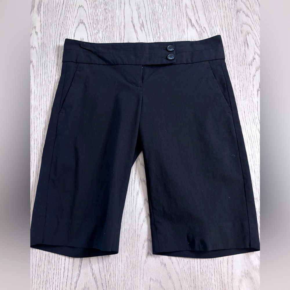 The Limited Exact Stretch Bermuda Shorts In Black Size 2